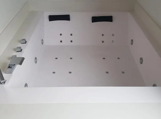 Parpados, Casa Con Jacuzzi Dos Melida (Valladolid)